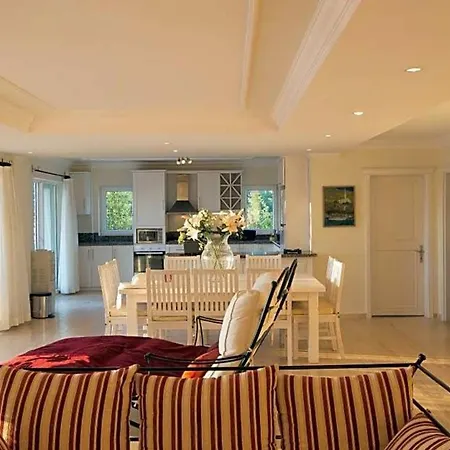 Sleeps 12 Pool Air Con Wifi * Kalkan
