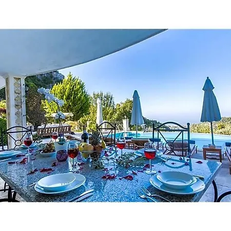 Sleeps 12 Pool Air Con Wifi Villa Kalkan